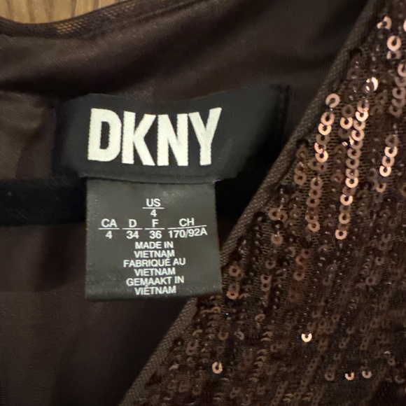 Perfect party dress - Picture 6 of 6